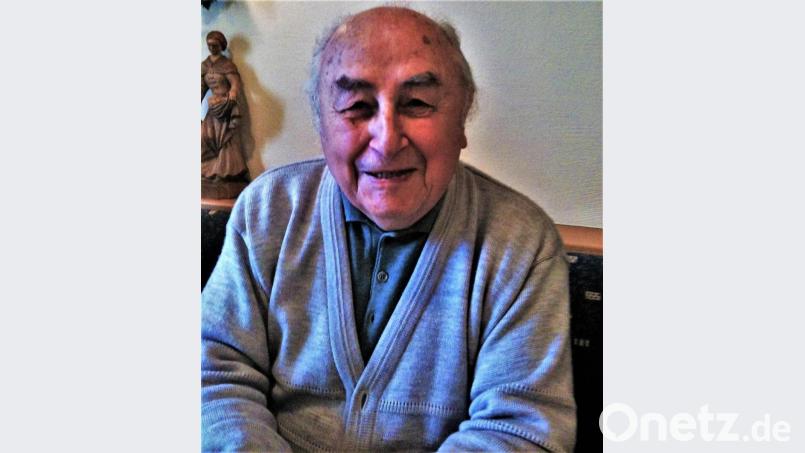 Georg Gäbelein feierte seinen 95. Geburtstag. Gerne erzählt der Jubilar Geschichten aus seiner Jugendzeit in Kohlberg, so wie das Lausbubenstückl von der Pamperlkanone. Archivbild: jml