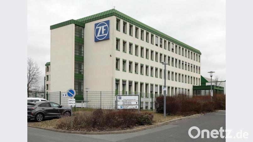 Der Automobilzulieferer ZF in Auerbach gehört zu den größten Arbeitgebern in der Region. Jetzt gibt es gute Nachrichten für das Unternehmen. Bild: Wolfgang Steinbacher