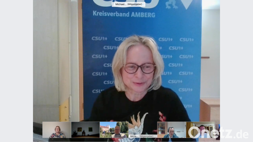 Michaela Frauendorfer, Vorsitzende der CSU, moderierte die Videokonferenz. Screenshot: gsp