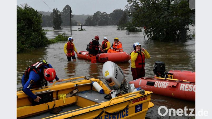 Tagelanger Starkregen hat im Osten Australiens die schlimmsten Überschwemmungen seit Jahrzehnten ausgelöst und den Rettungskräften bei zahlreichen Einsätzen viel abverlangt. Bild: Dean Lewins/dpa