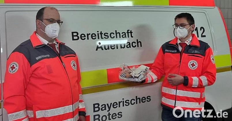 Nach 21 Jahren wird Markus Popp vom neuen &quot;Chef&quot; Daniel Sertl verabschiedet. Bild: jma