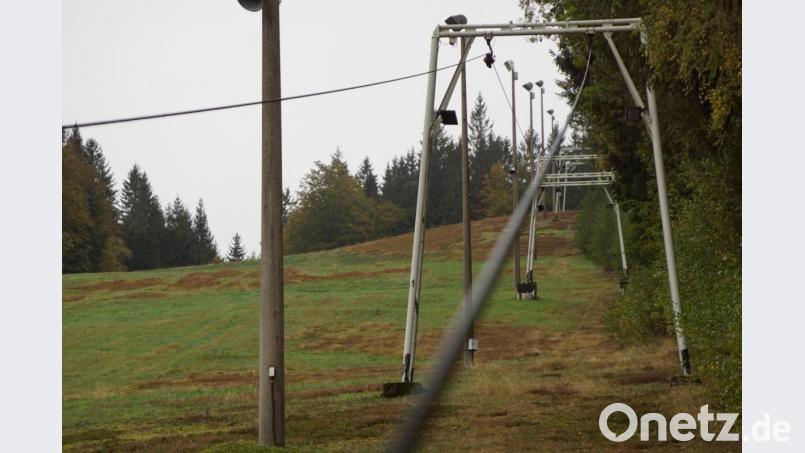 Die Rollen für die Seilführung. Für ihre Erneuerung muss die Gemeinde 28.493 Euro aufbringen. Bild: bkr