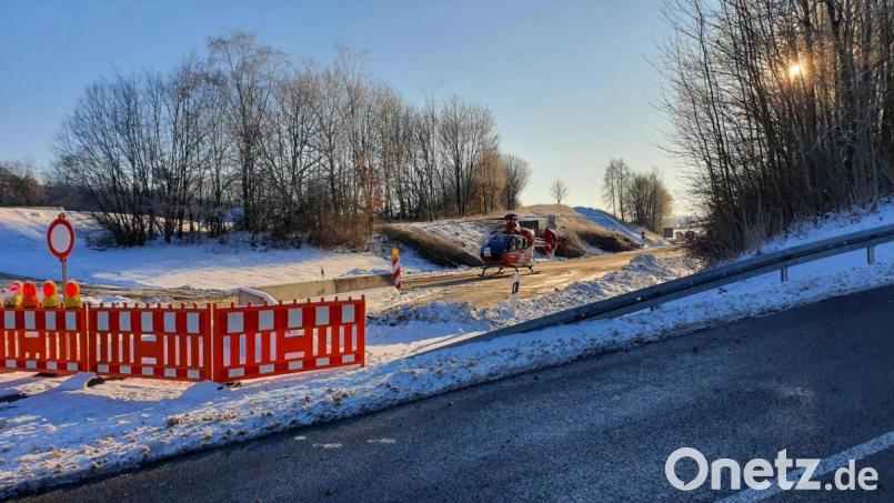 Der Rettungshubschrauber Christoph 80 war an der Unfallstelle im Einsatz. Bild: Feuerwehr Erbendorf/exb