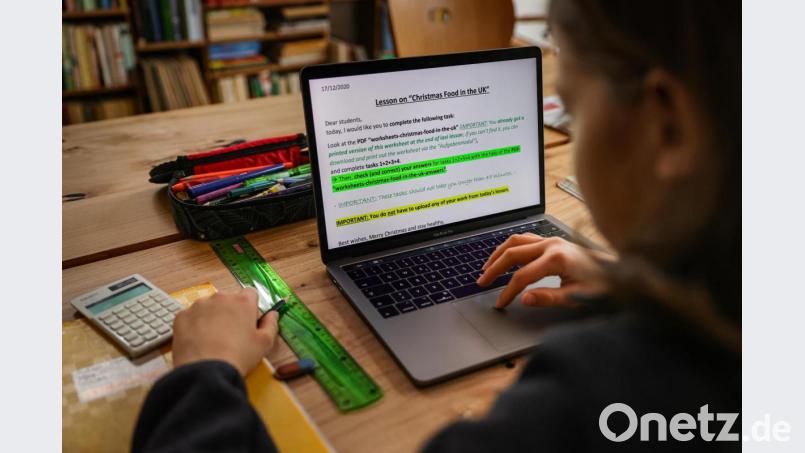 Homeschooling fordert nicht nur die Kinder. Auch die Eltern sind gefragt. Symbolbild: Ulrich Perrey/dpa