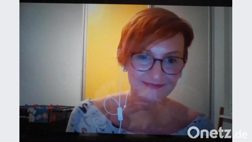 Die Historikerin und Herausgeberin Kristýna Pinkrová war live aus Domažlice (Taus) zugeschaltet. Bild: eib