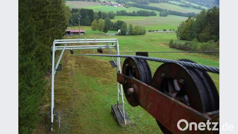 Die Rollen für die Seilführung. Für ihre Erneuerung muss die Gemeinde 28493,47 Euro aufbringen. Bild: bkr
