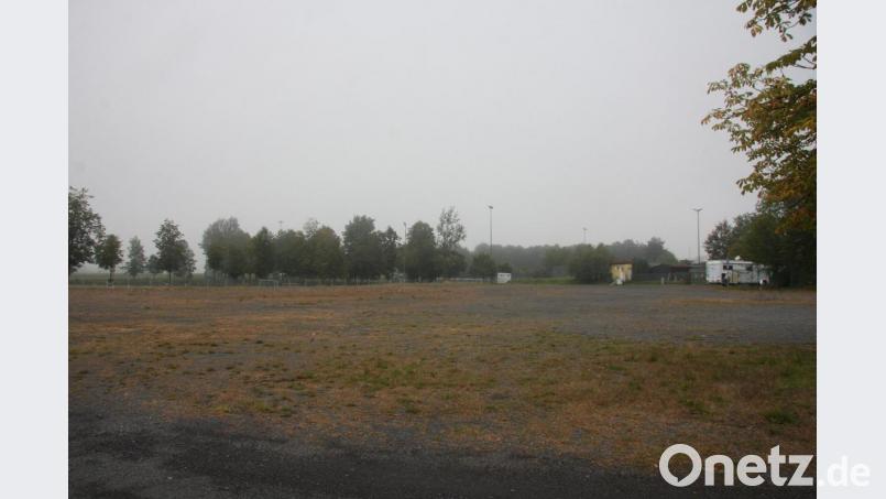 Große Feste wurden auf dem Areal an der Egerstraße (Bild) eher selten gefeiert. Jetzt sollen dort Geschäfte entstehen. Für den geplanten Norma-Markt hoben die Wiesauer Markträte einstimmig die Hand. Bild: wro
