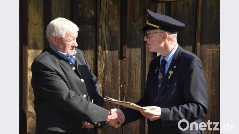 Peter Ertl mit Hans Kohl. Bild: hcz