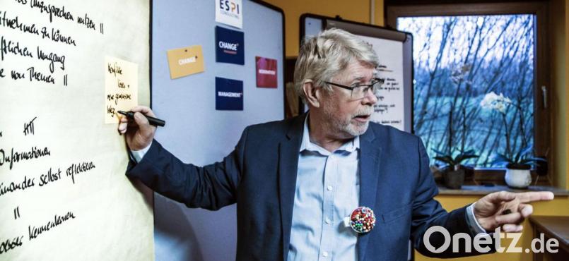 Organisationsentwicklung ist das große Thema des Erbendorfer Beraters Walter Nelhiebel: &quot;Veränderungsprozesse können auch betriebliche Neueinsteiger unmittelbar betreffen. Bild: Johann Fried
