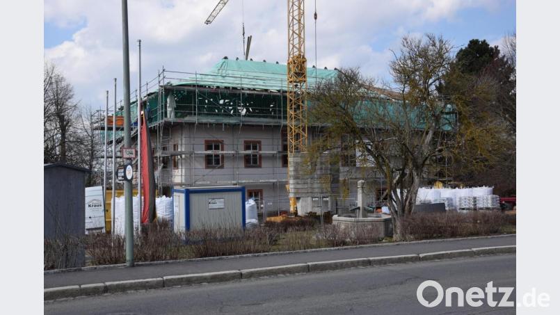 Im Lobkowitzschloss herrscht Baustelle. Die energetische Sanierung schreitet nun voran. Bild: fla