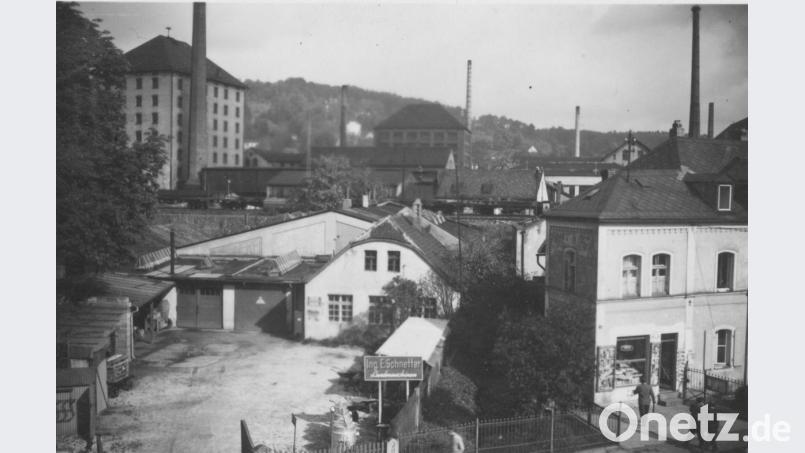 Eine historische Aufnahme der Emailfabrik der Gebrüder Baumann, von der Regensburger Straße aus in Richtung Marienstraße, die damals noch nicht existierte. Bild: Uwe Weiß