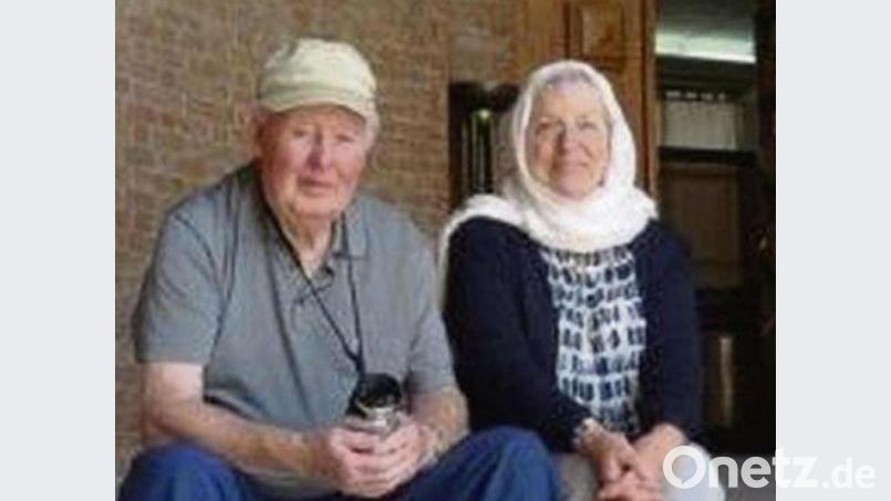 Helga Kamm und ihr Ehemann Franz im Iran. Bild: AZ-Archiv