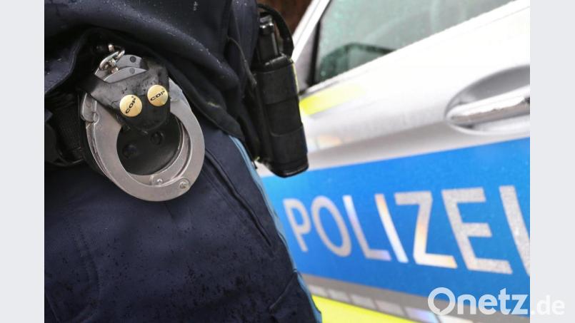 Gegen einen 23-Jährigen aus Norddeutschland lag ein Haftbefehl vor. Symbolbild: Karl-Josef Hildenbrand/dpa