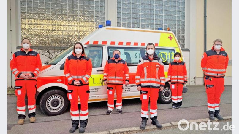 Das BRK-Team mit Bereitschaftsleiter Michael Sachs, Michelle Kuiper, taktischem Leiter Hannes Brenner, stellvertretendem Bereitschaftsleiter Fabian Lang, Uschi Brenner und Tobias Böhnstedt (von links): Sie werden die Tests machen. Bild: twi