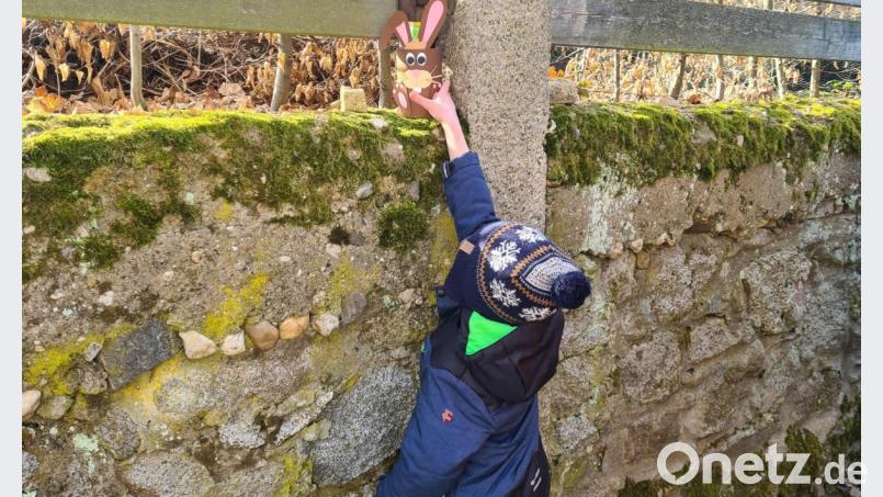 Die Kinder der Notbetreuung durften ihre Nester im Garten der Einrichtung suchen. Bild: njn