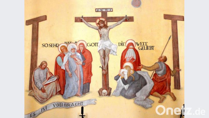 Eine Darstellung der Kreuzigung in der Kirche Heilige Dreifaltigkeit in Amberg. Archivbild: Stephan Huber
