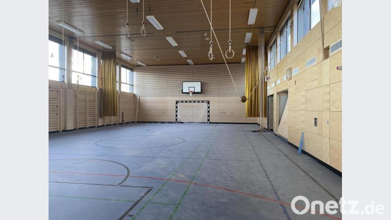 Die sanierte Turnhalle soll als Mehrzweckhalle ausdrücklich auch für größere Veranstaltungen dienen, die nichts mit dem Turnen zu tun haben. Bild: Eichl