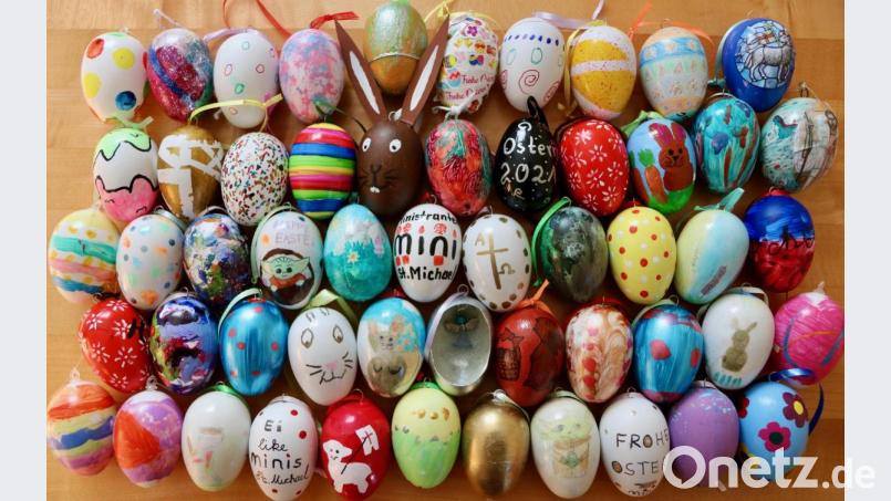 Das Ergebnis der Ostereiermalaktion der Ministranten von St. Michael kann sich sehen lassen, denn die Kinder haben sich eine Menge Mühe beim Kreieren ihres Ostereis gegeben und kleine Kunstwerke geschaffen. Bild: ads