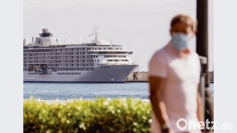 Im Winter waren nur sehr wenige Kreuzfahrtschiffe überhaupt unterwegs – mit strengen Sicherheits- und Hygienemaßnahmen. Bild:  Arturo Jimenez/dpa