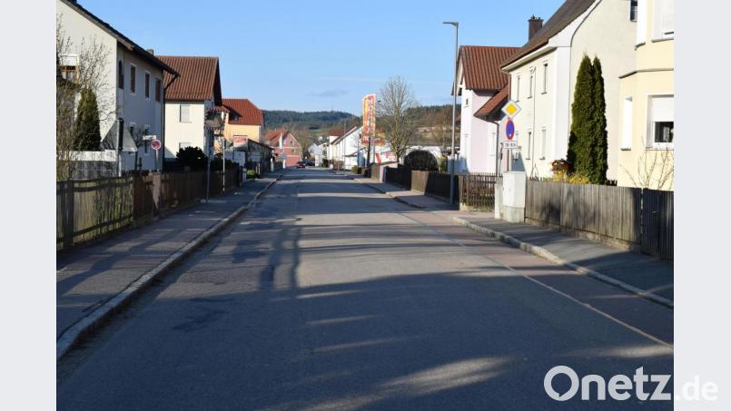 Das größte Bauvorhaben der Stadt wird die Sanierung der Bahnhofstraße. Der erste Bauabschnitt schlägt mit einer Million Euro zu Buche. Bild: bnr