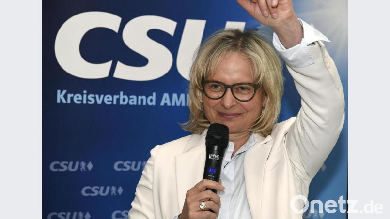 Eine jubelnde Michaela Frauendorfer. Die Aufnahme entstand 2019 bei der Wahl zur Kreisvorsitzenden. Archivbild: Petra Hartl