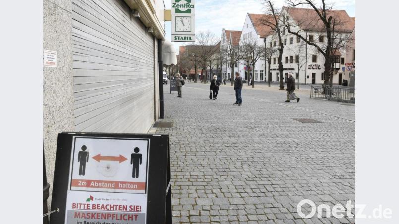 Ab Ostermontag lockert die Stadt Weiden ihre Corona-Beschränkungen. Die niedrige 7-Tage-Inzidenz macht es möglich. Symbolbild: Petra Hartl