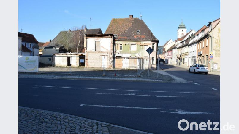 Bepflanzung, Gehweg: Über die Gestaltung des Umgriffs am Haas-Haus wird der Stadtrat in Kürze entscheiden. Bild: bnr
