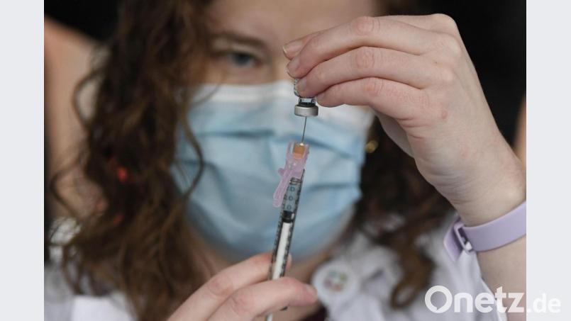 26.575 Menschen haben in Weiden und im Landkreis Neustadt eine Erstimpfung erhalten. Bild: Jessica Hill/dpa