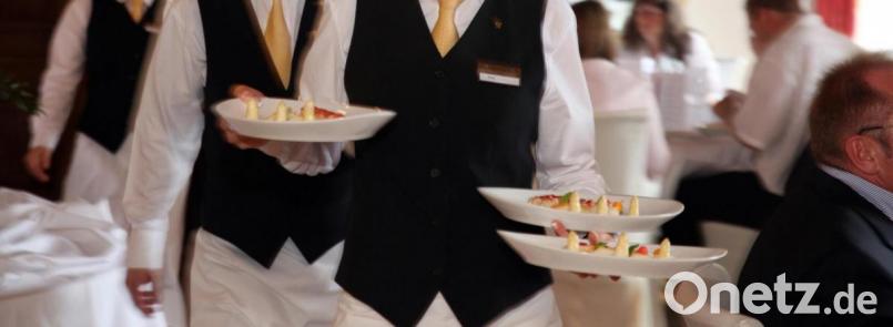 Servicepersonal war und ist in der Gastronomie gesucht. Die Auswirkungen der Pandemie könnten die Situation noch verschärfen, wenn wieder geöffnet werden darf. Archivbild: Gerhard Götz