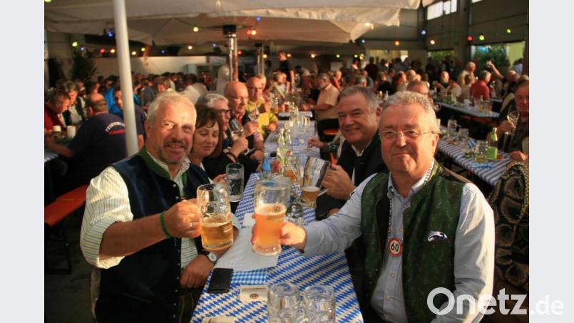 Wiesaus Bürgermeister Toni Dutz (rechts) spricht für die CSU-Basis. Bild: wro