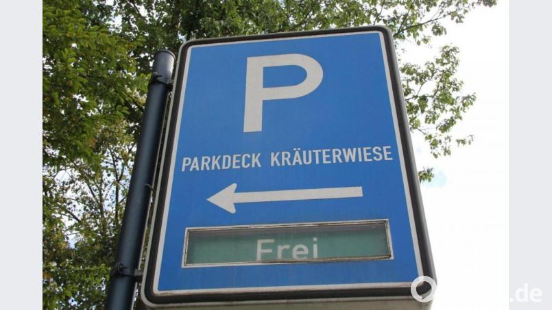 An der Kräuterwiese wäre vorübergehend kostenloses Parken möglich. Archivbild: Wolfgang Steinbacher