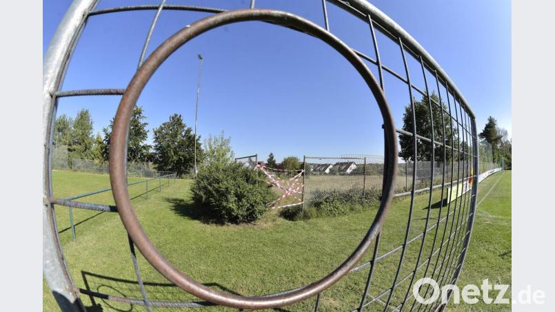 Im Fußball läuft vieles rund, in der Frage des Saisonabbruches aber längst nicht alles. Die Frage, wie der zu bewerkstelligen ist, gleicht einer Quadratur des Kreises. Bild: Hubert Ziegler