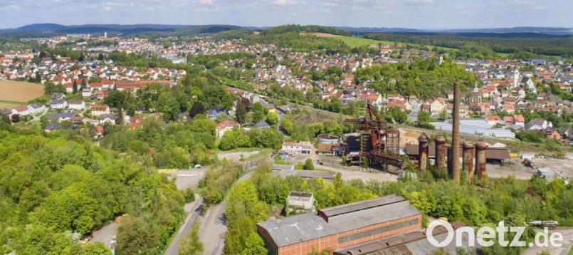 Die Hochofenplaza - in der Bildmitte - soll der Schauplatz der Freilichtaufführung sein. Bild: Thilo Hierstetter
