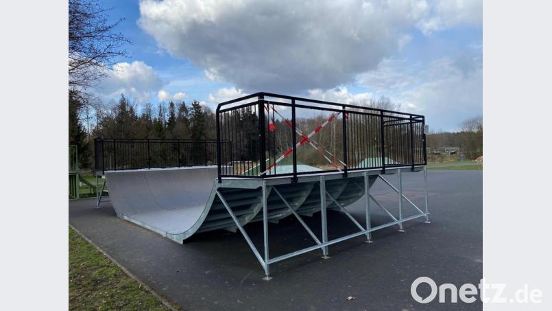 An der neuen Skaterrampe wurden 14 Stäbe mutwillig rausgebrochen. Bild: Stefanie Gradl