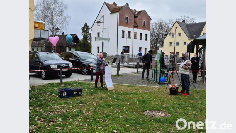 Zahlreiche Redner ergriffen die Gelegenheit ihre Gedanken vorzutragen. Bild: sne