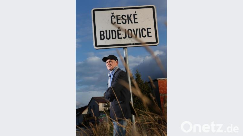 Jiří Hájíček, südböhmischer Schriftsteller aus České Budějovice (Budweis) liest aus "Der Regenstab". Bild: Jakub Stadler