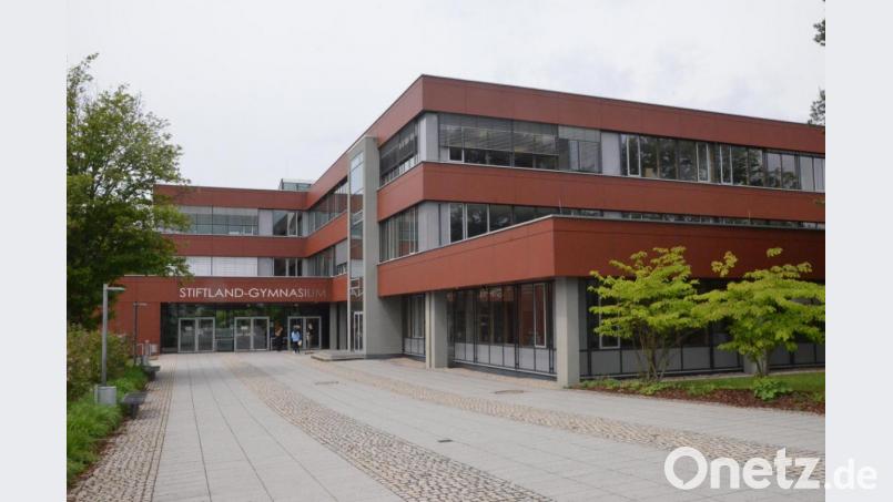 Oberstudiendirektor Albert Bauer sieht das Stiftland-Gymnasium auch während der Pandemie gut aufgestellt. Archivbild: wb
