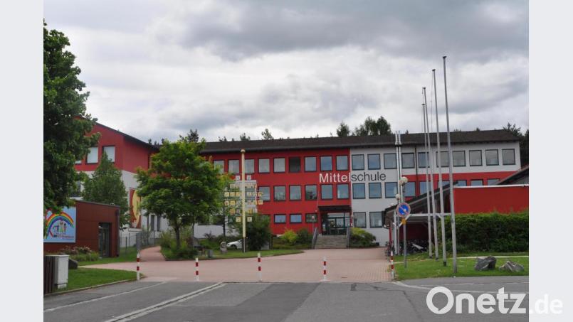 Die Mittelschule Altenstadt informiert die Eltern und Schüler digital über das neueSchuljahr. Bild: adj