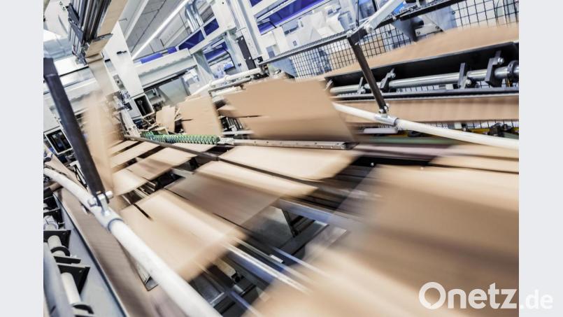 Gut 6400 Megawattstunden Strom braucht das Liebensteiner Kartonagenwerk im Jahr. Jetzt kommt die Energie zu 100 Prozent aus Wasserkraft. Über diese Umstellung berichtet ein Fachmagazin in einem Leitartikel im Internet. Bild: Liebensteiner Kartonagenwerk/exb