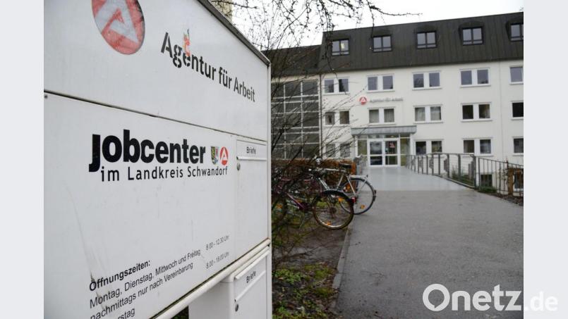 Das Jobcenter verweist auf die Verlängerung eines Programms zur Grundsicherung Archivbild: Petra Hartl