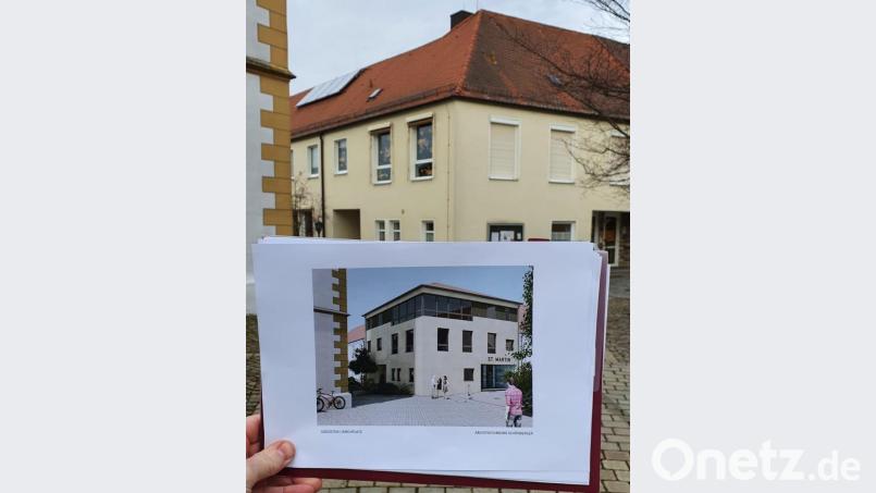 Vorher und nachher; Der obere Bildteil zeigt den Kindergarten Luhe in seinem jetzigen Aussehen. Der Plan des Architekturbüros Josef Schönberger im unteren Bildteil zeigt den Kindergarten nach dem Um- und Erweiterungsbau. Bild: bey