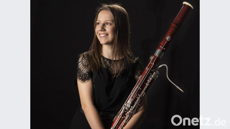 Paulina Strebel (Q12) gewann im Landeswettbewerb Jugend musiziert in der Wertung „Fagott Solo“ den ersten Preis mit der Höchstpunktzahl von 25 Punkten. Bild: Michael Sommer/exb