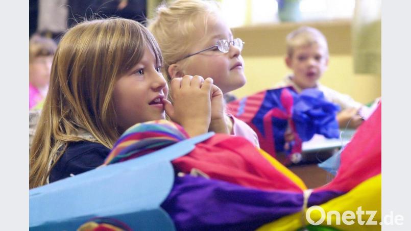 Die vorläufige Zahl der Abc-Schützen für das kommende Schuljahr liegt dem Staatlichen Schulamt zwischenzeitlich vor. Seit dem Schuljahr 2015/16 geht es mit den Neueinschulungen im Landkreis Schwandorf stetig bergauf. Symbolbild: uax