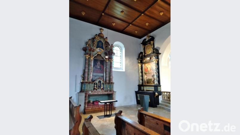 Der Innenbereich der Wallfahrtskirche St. Jodok, rechts im Bild der neue Ambo. Bild: rfi