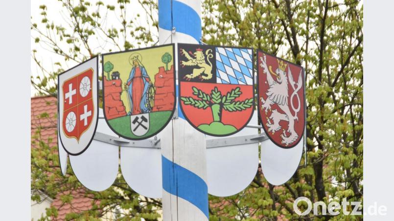 Die Wappen der Partnerschaften und -städte. Bild: hcz