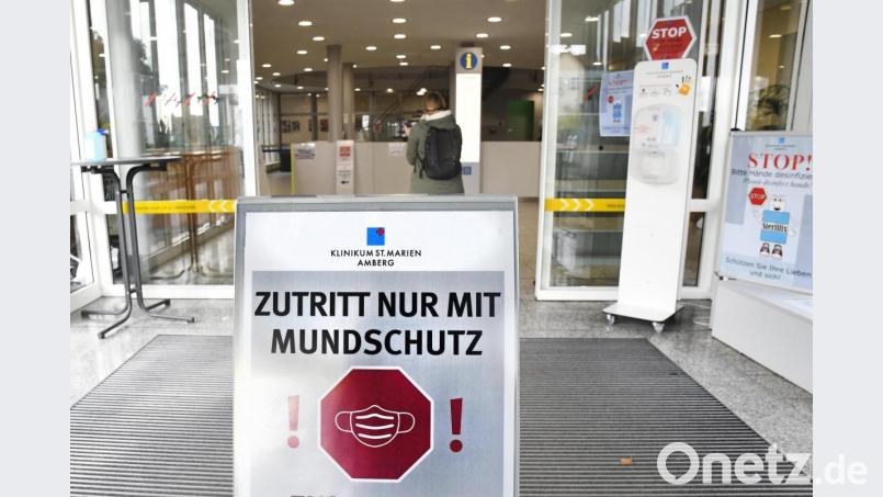 Klar gilt „Zutritt nur mit FFP2-Maske“, aber Patientenbesuche sind mit Schnelltest und für vollständig Geimpfte in St. Marien wieder möglich. Archivbild: Petra Hartl