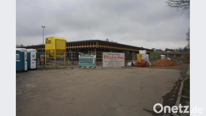 Für die Baustelle am Schulsportzentrum stehen im Haushalt aktuell rund 2,6 Millionen bereit. Bild: wro