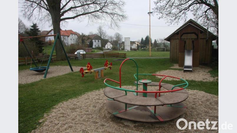 Der von vielen Kindern genutzte Spielplatz in Triebendorf soll deutlich aufgewertet werden. Dafür sprachen sich vor wenigen Wochen die Eltern aus. Mit den vorgebrachten Ideen überzeugten sie auch die Gemeindespitze. Bild: wro