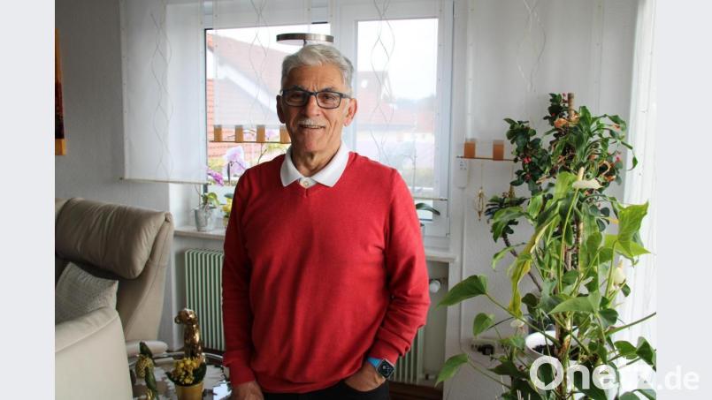 Juan "Monchito" Vilas, gehört im Neustädter Stadtrat als echter Hinterbänkler auf den Zuhörerstühlen schon länger zum Kreis der Sitzungsteilnehmer als so mancher offizieller Stadtrat. Am Mittwoch, 5. Mai, feiert er 70. Geburtstag. Bild: prh