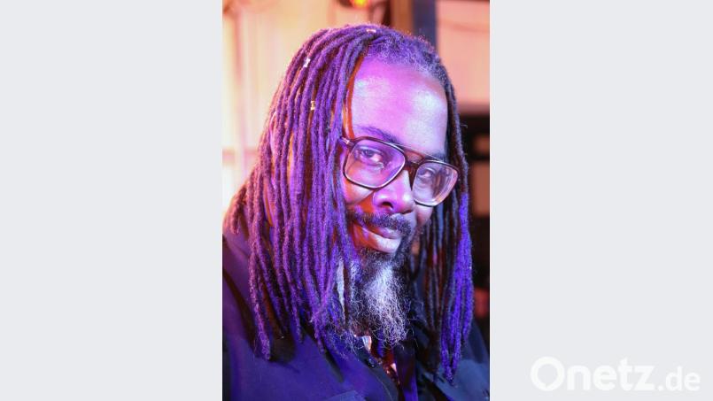 Ashonte &quot;Dolo” Lee kommt ursprünglich aus Columbus, Georgia in den USA. Am 11. September tritt er mit der Formation Tanquoray wieder im Kaffeeladen in Rosenberg auf. Bild: mfh